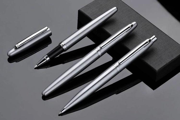9426 Pióro kulkowe Sheaffer VFM, chrom, wykończenia chromowane