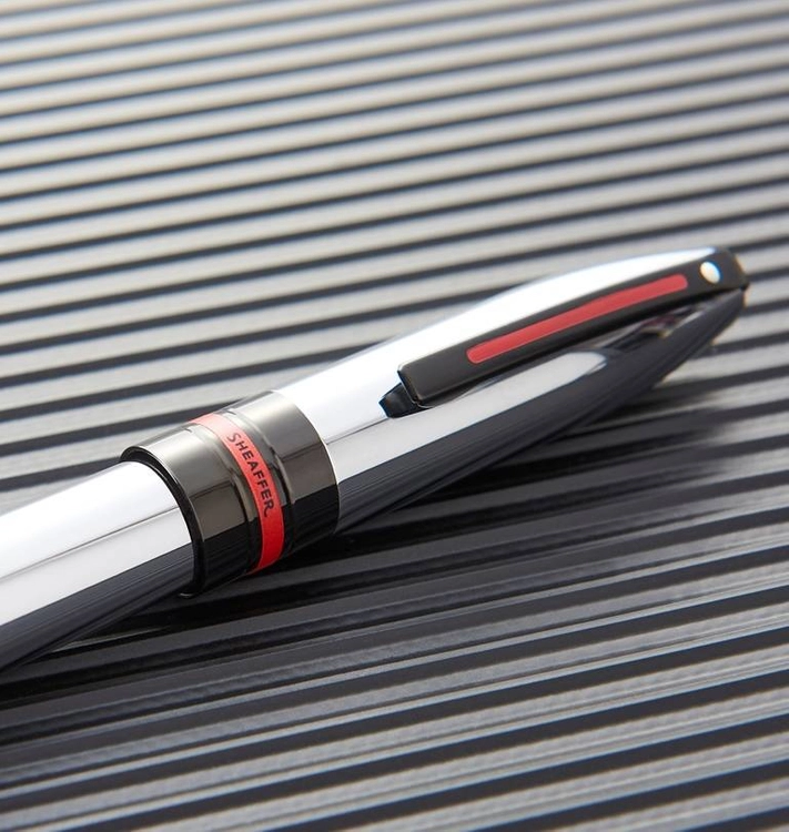 9112 Pióro kulkowe Sheaffer kolekcja Icon, chrom, elementy czarne