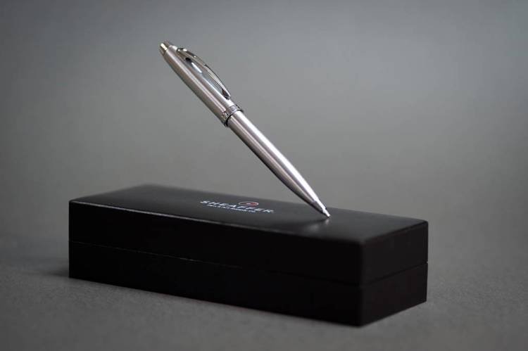 9306 Długopis Sheaffer kolekcja 100, chrom, wykończenia niklowane